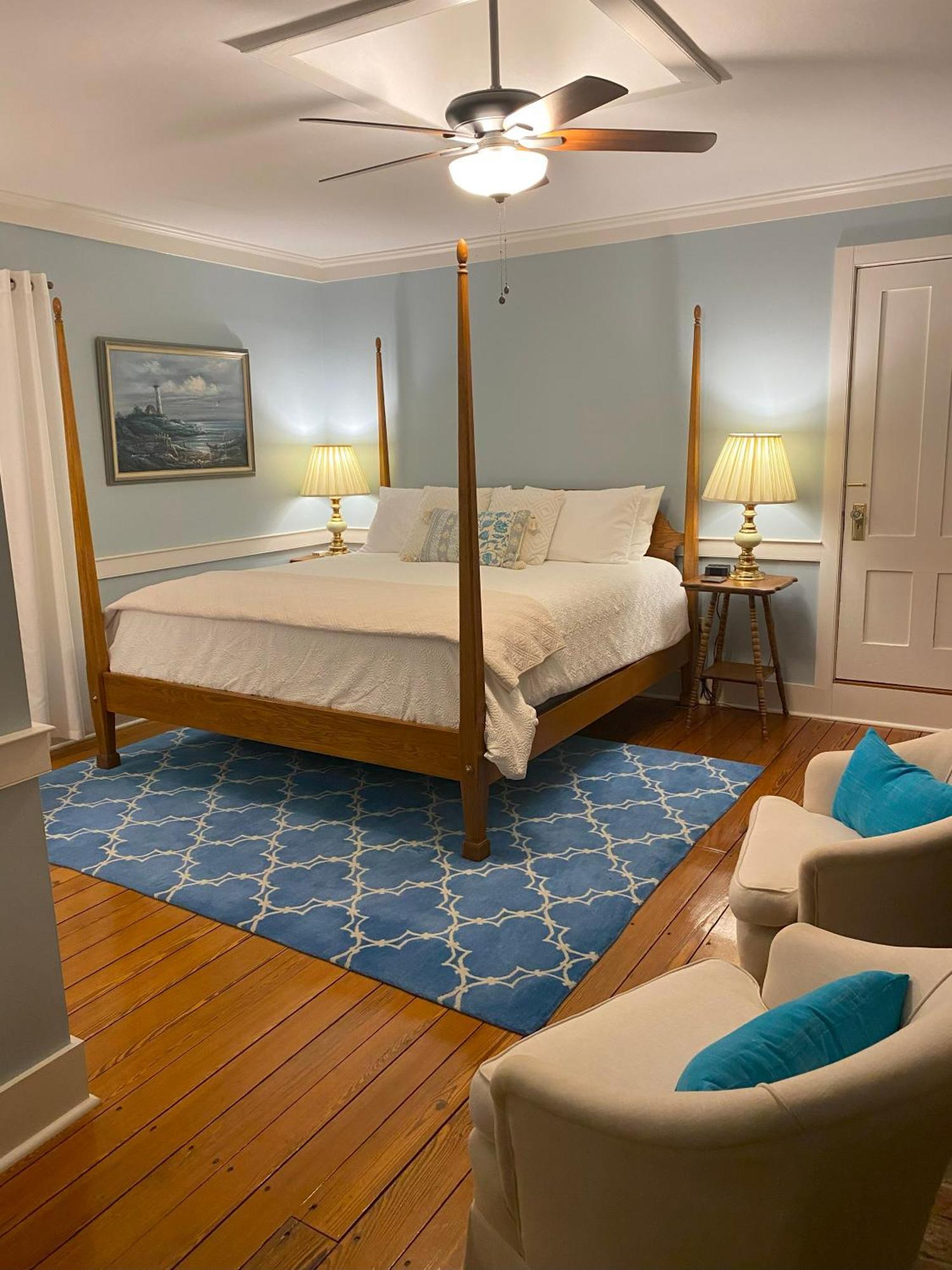 Bed & Breakfast Spouter 3*
