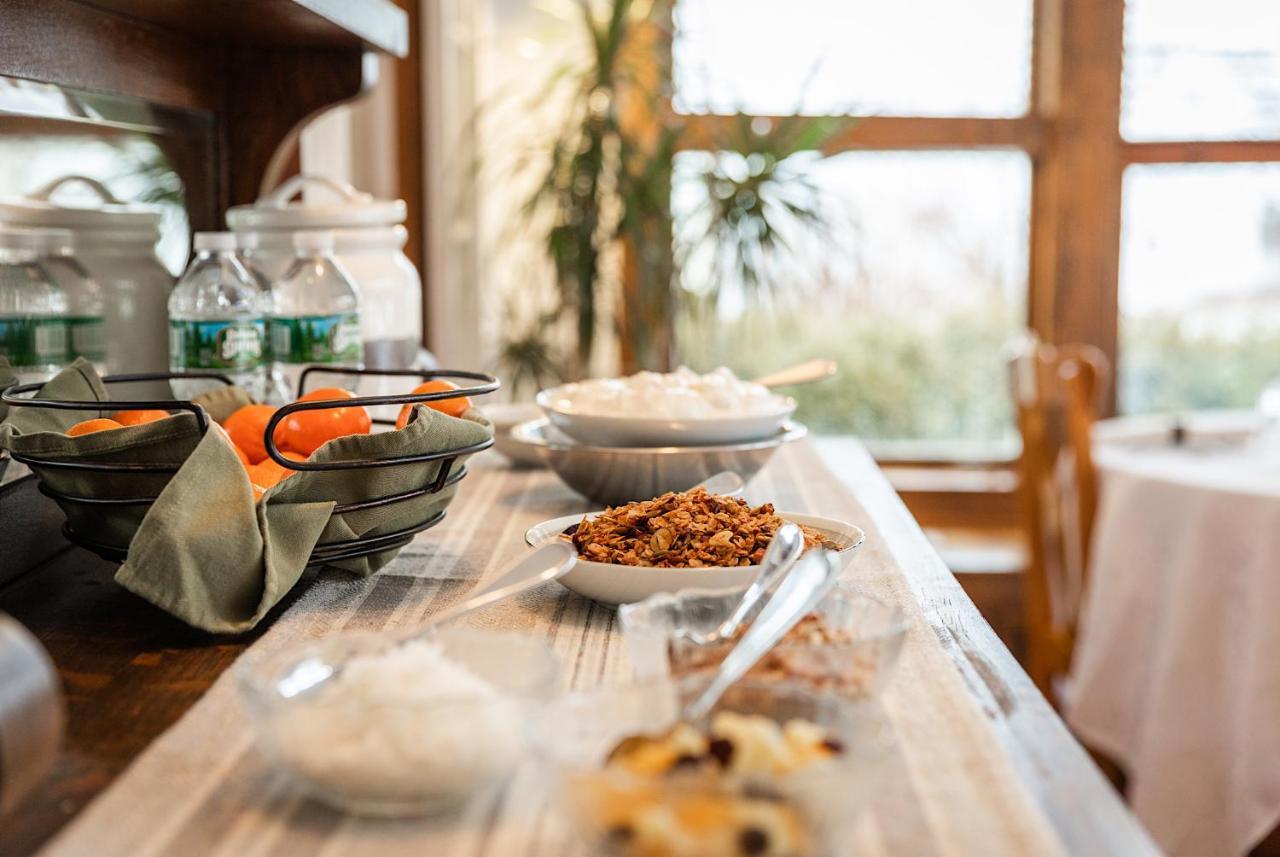 Spouter Bed & Breakfast 3*